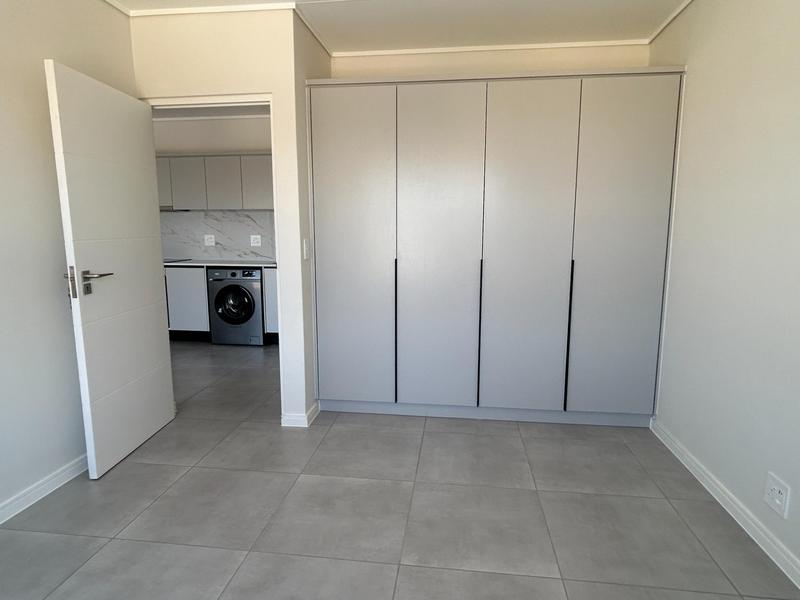 To Let 1 Bedroom Property for Rent in Sandown Western Cape
